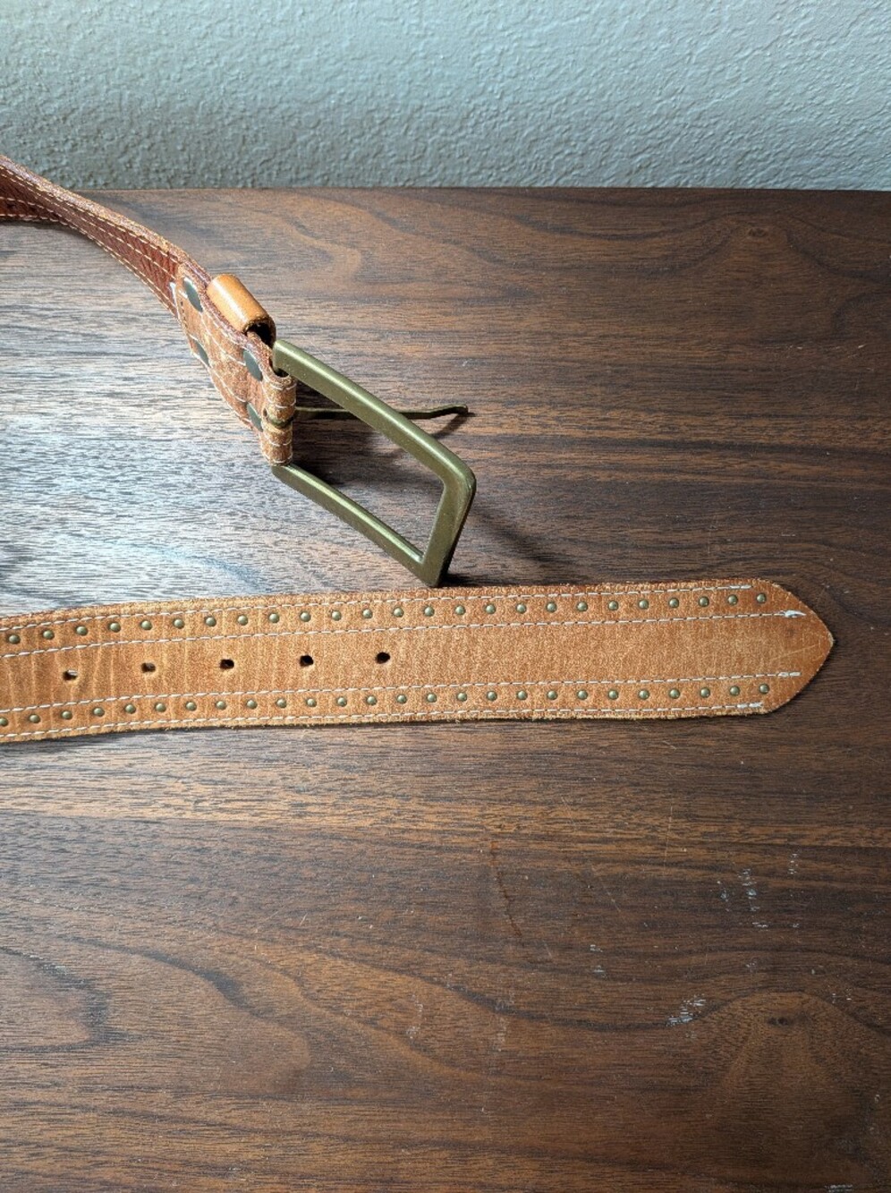 Banana Republic Tan Brown Leather Belt White Stitch Brass Studded Belt Size L - Picture 2 of 7